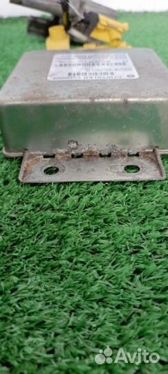 Блок управления SRS Dodge Stratus 1996