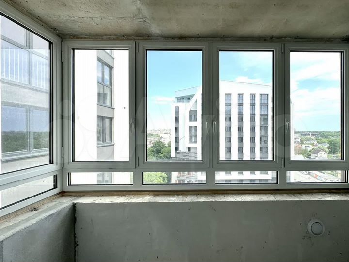 2-к. квартира, 64 м², 10/12 эт.