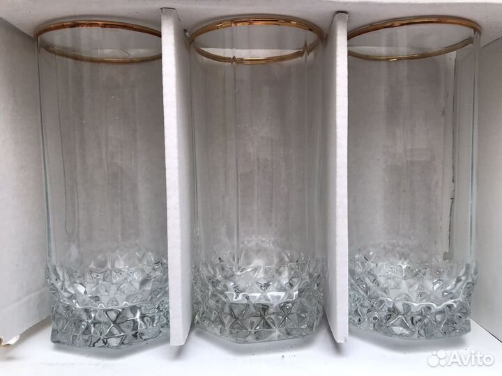 Набор кувшин и стаканы