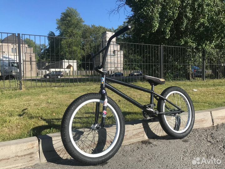 Трюковой велосипед bmx