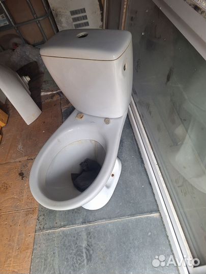 Унитаз с бачком бу
