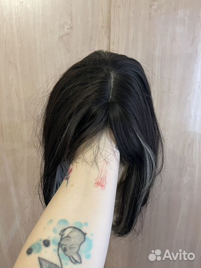 Парик из искусственных волос