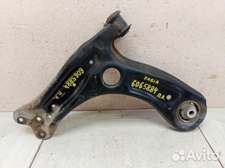 Рычаг передний левый Шкода
