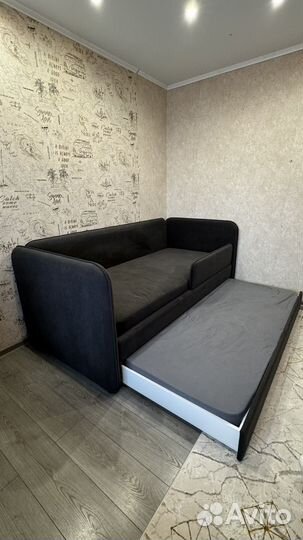 Диван - кровать с доплднительным спальным местом