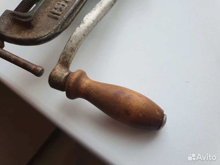 Мясорубка чугунная 1960г