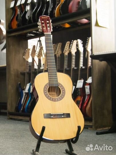 Классическая гитара Belucci
