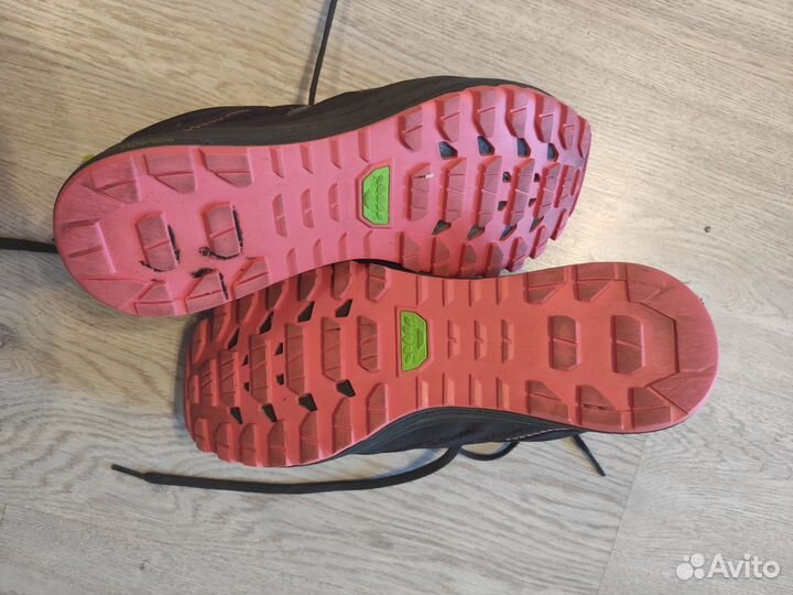 Кроссовки женские Asics FujyLyte XT