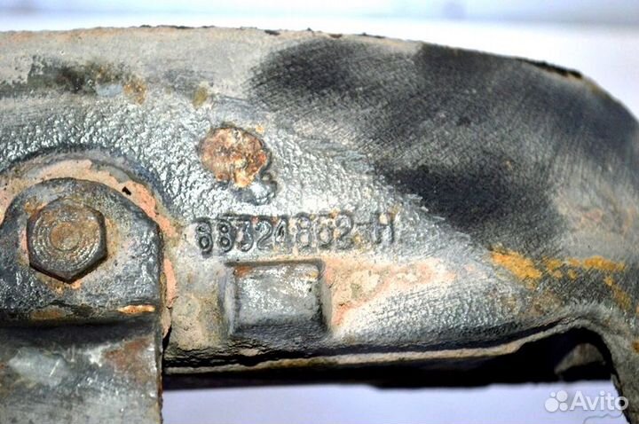 Суппорт ведущего моста, левый renault trucks Premi