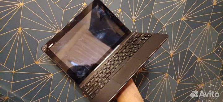 Планшет трансформер Asus