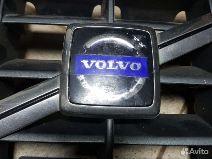 Решетка радиатора XC70 Cross Country, до 2005 г.в