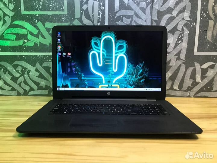 Большой ноутбук HP 2видеокарты/SSD/8gb