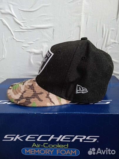 Чёрно-камуфляжная кепка Raiders New Era