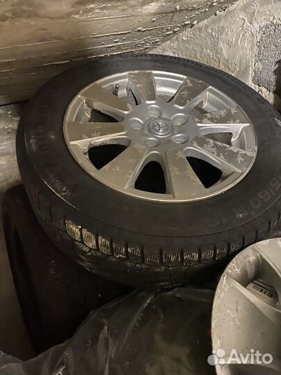 Continental ContiVikingContact 5 215/60 R16