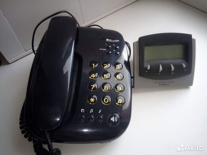 Стационарный телефон LG с определителем номера