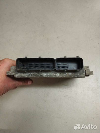 Блок управления двигателем opel astra g 1.7 0281001670. 90589736