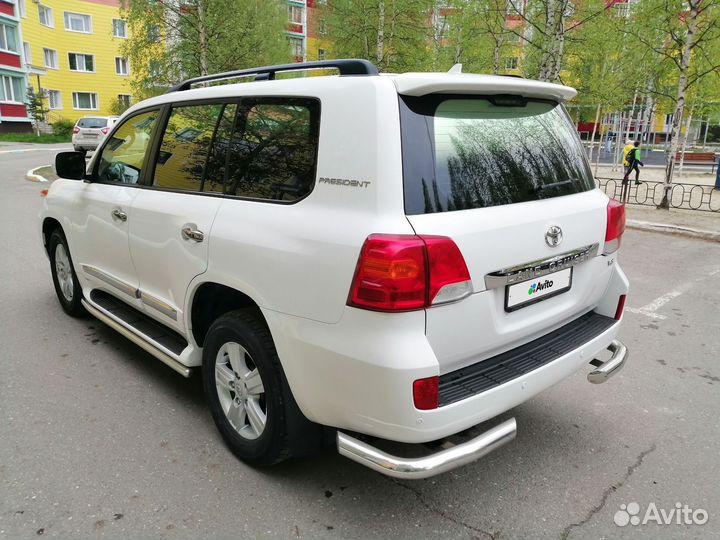 Toyota Land Cruiser, 2014