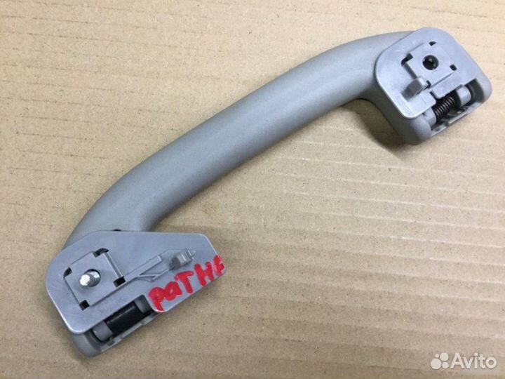 Ручка потолочная задняя Nissan Pathfinder R51M