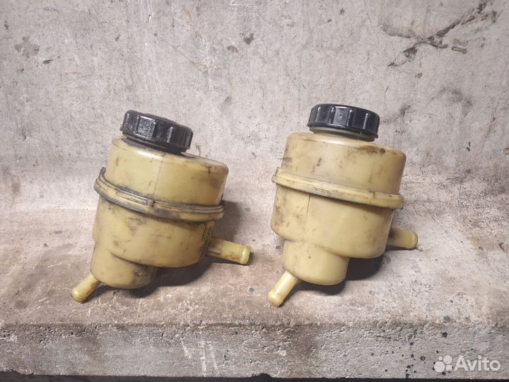 Бачок гур Renault Logan 2 Sandero 2