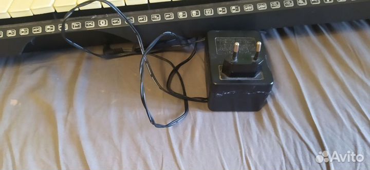 Синтезатор Bravis KB-820