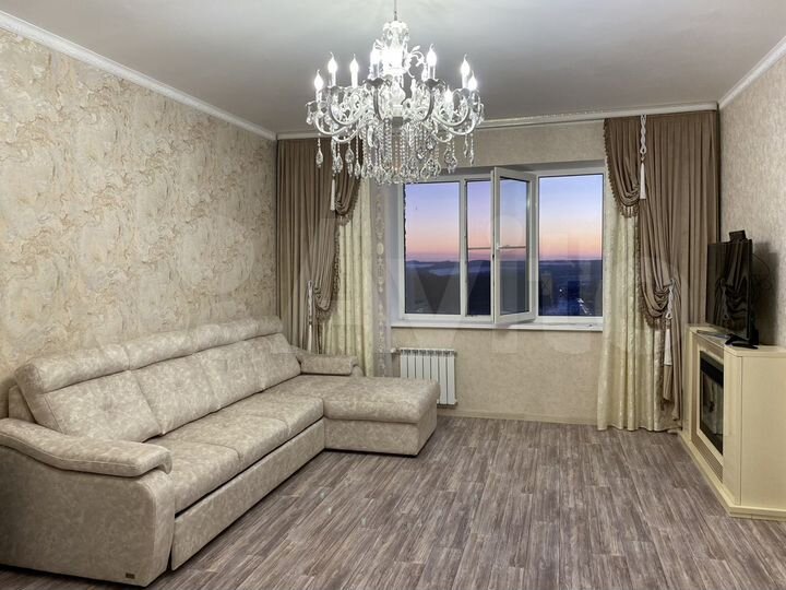 3-к. квартира, 101 м², 9/17 эт.