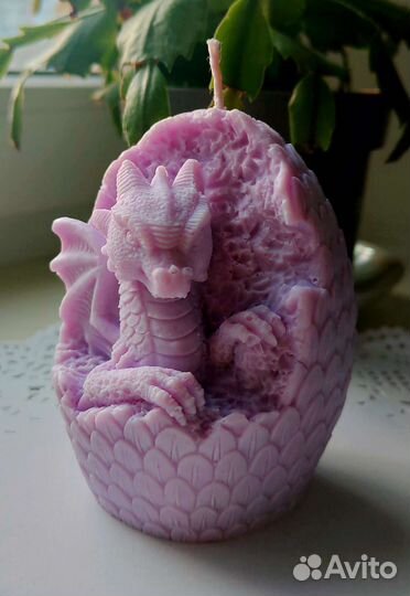 Свеча Дракон из эко воска