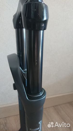 Воздушномасляная вело вилка RST Aerial 27.5 TnL