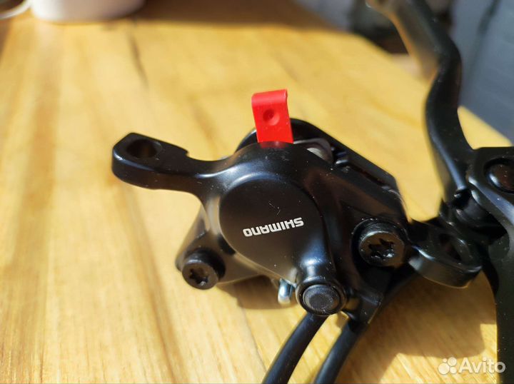 Новые Гидравлические тормоза Shimano MT200