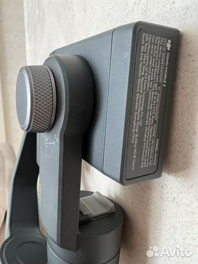 Smart -Стабилизатор для съемки. Osmo Mobile 2