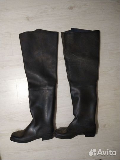 Болотные сапоги