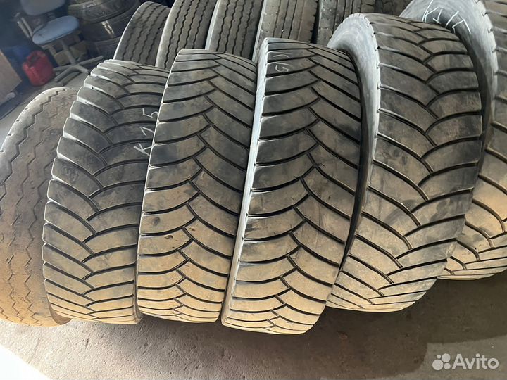 Грузoвая шина бу 315 80 R22.5 Bridgestоne