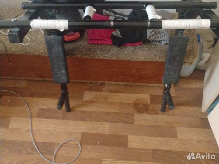 Турник настенный 3 в 1 бу