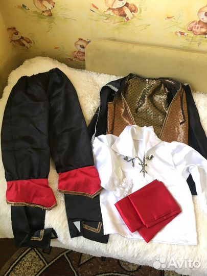 Новогодний костюм мальчика