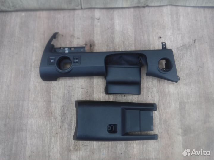 Накладка подрулевая volkswagen Passat B6 2009