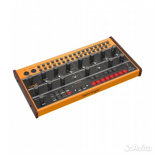 Аналоговый синтезатор Behringer crave