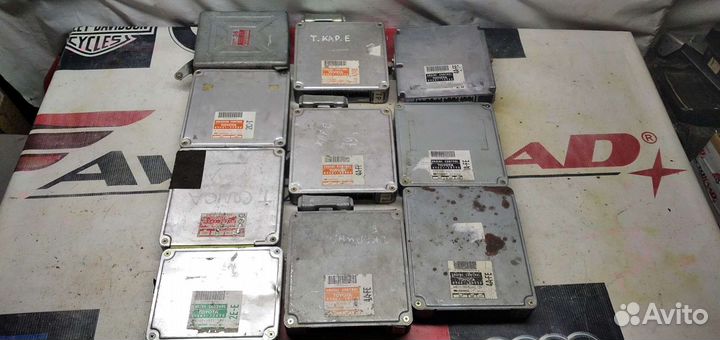 Блок управления двигателем эбу toyota