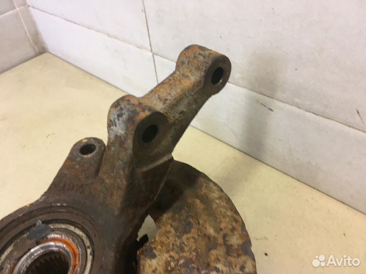 Кулак поворотный передний правый Getz 2002-2010