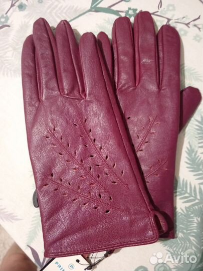 Перчатки женские кожаные новые