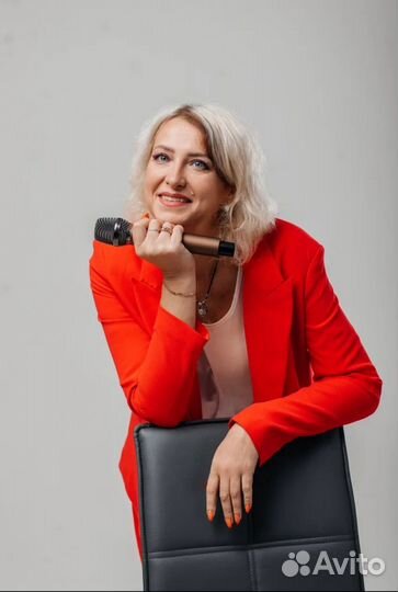 Ведущий тамада