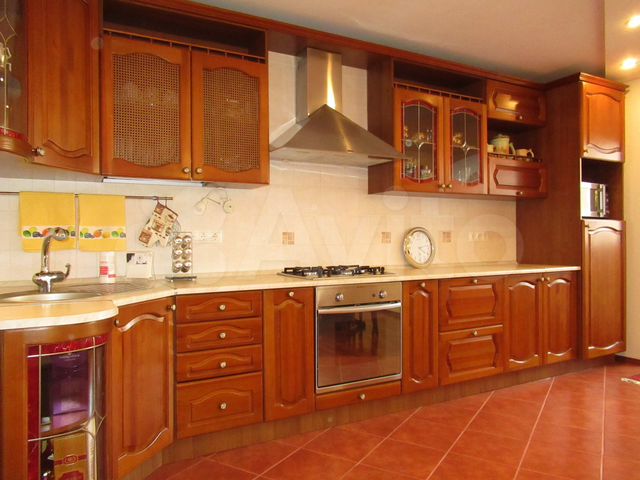 3-к. квартира, 121 м², 4/9 эт.