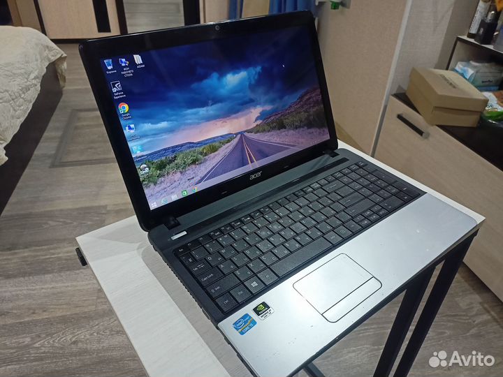 Ноутбук Acer на intel i5 2.5GHz