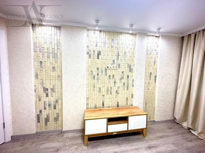 1-к. квартира, 42,1 м², 18/18 эт.