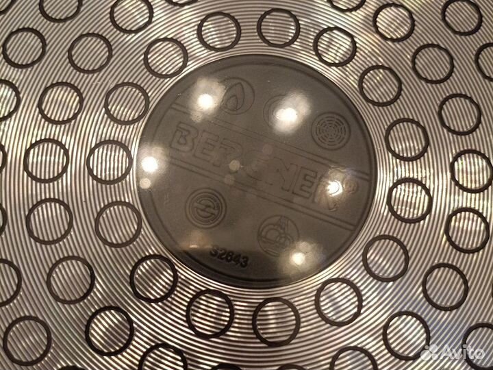 Сковорода Bergner новая