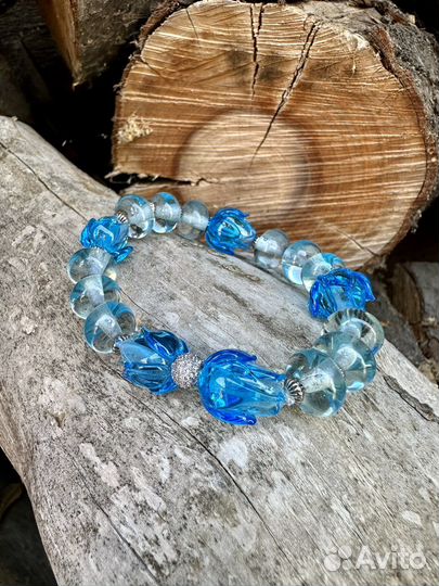 Браслет из муранского стекла голубые бутоны