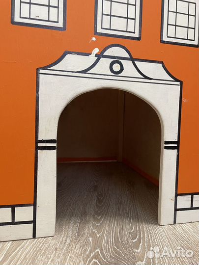 Домик деревянный