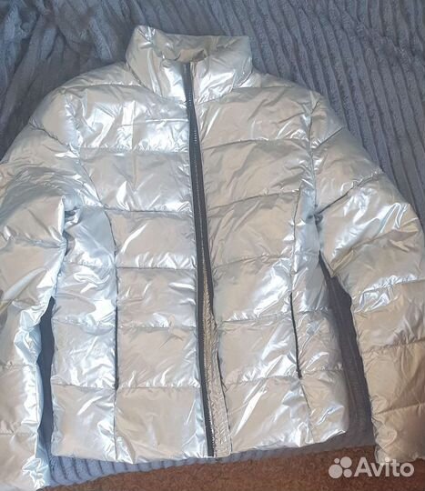 Куртка FUN DAY новая 40 р