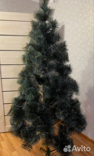 Елка искусственная