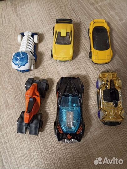 Hot wheels машинки