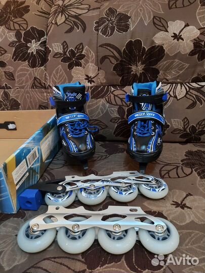 Раздвижные роликовые коньки MaxCity