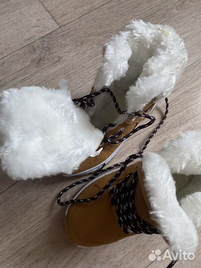 Ботинка на девочку 29 размер