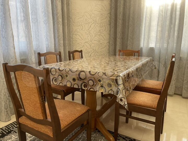 Дом 250 м² на участке 7 сот.